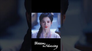 Does he pity her? | Blossoms in Adversity | YOUKU Shorts