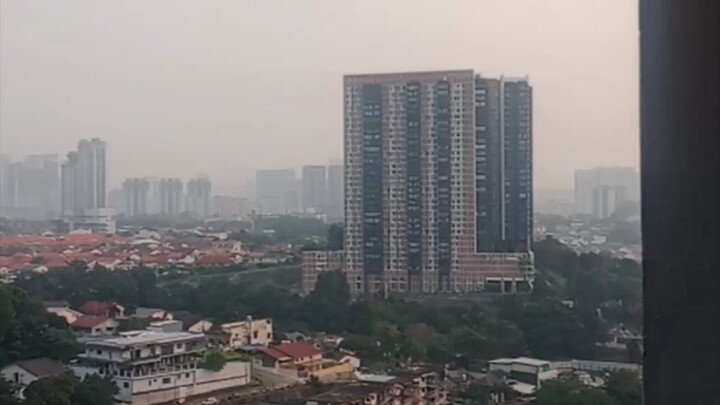 您好，我來自孟加拉。我想和您一起工作。希望您能幫助我。