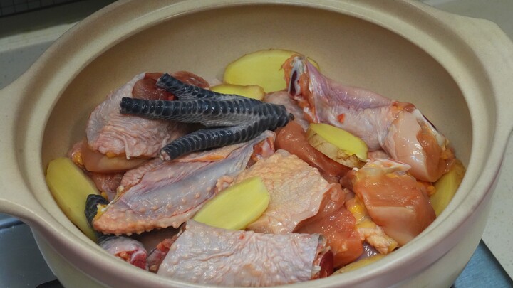 Saat musim gugur tiba, inilah cara terlezat memasak ayam untuk menjaga kesehatan; begitu matang, har