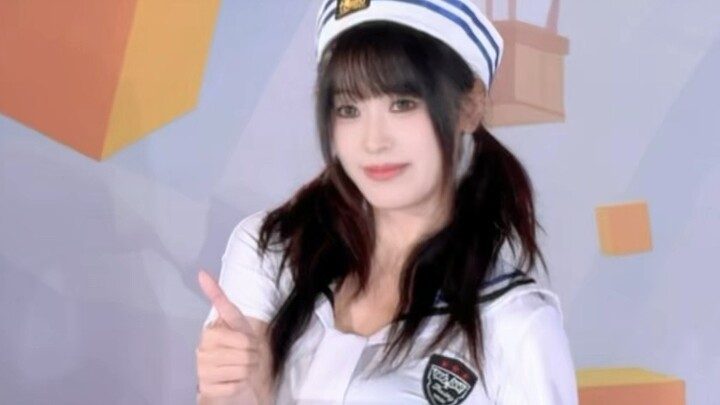 T-ara's top blue road show straight shot of the twin-tailed sailor is here to catch people!!