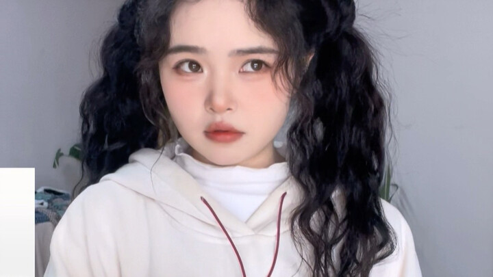 Ternyata aku bahkan kalah dari kucing tisu wortel!