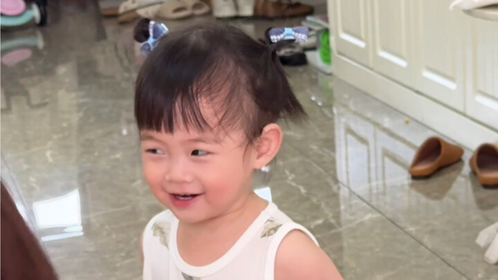 Cuộc sống thường ngày của con ma ngày rằm (phiên bản mèo tham ăn)