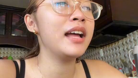😝