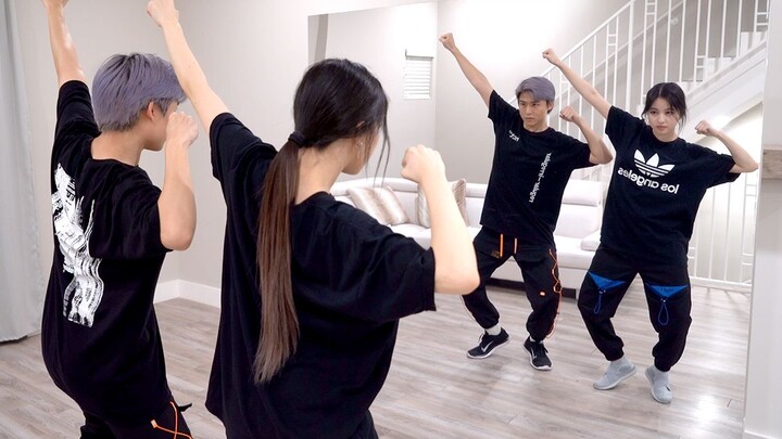 How do Ellen and Brian practice and learn dances by ear?