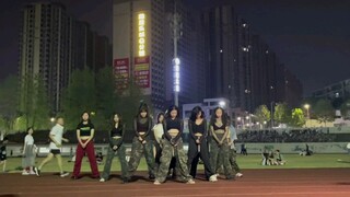 学姐们军训下营辣舞