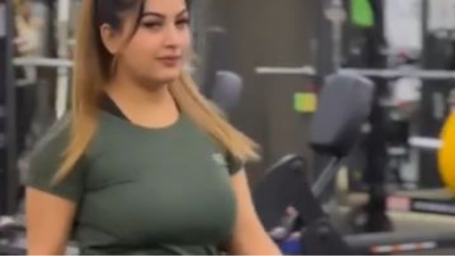 Hot girl at the GYM