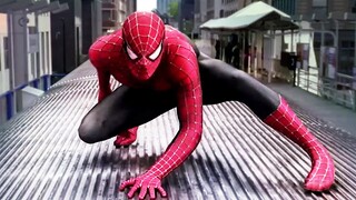 Spidey VS Dr. Octopus | Train Fight | Spider-Man 2 | CLIP