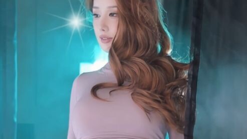 【Lili】- Tarian hot yang membara!