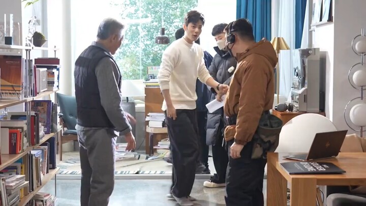 肖战 总说自己不会跳舞，好歹也是男团出道，跳起来少年