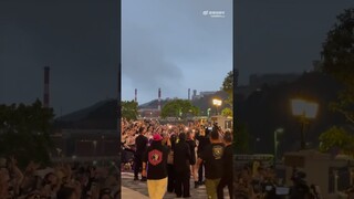 #zhaolusi Fancam Update 240323 | Lusi interacts with fans at Macau Versace Event