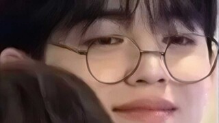 《HI， SEVENTEEN》