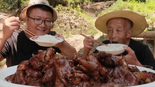 Countryside Recipe & Mukbang | Mala Pig's Trotters