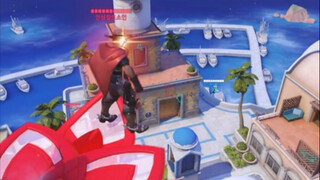 隔着坐电梯呢！