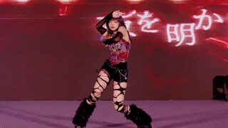 This comic convention stage is awesome! [Wiggle Wiggle original choreography][Turing]