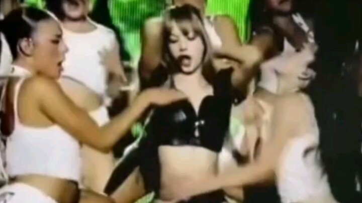 18++ 👩‍🎤🖤💗 11