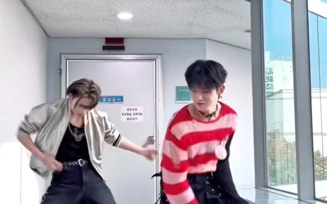 【Choi Yeonjun】231124 Cuối cùng cũng đợi được bộ đồ này! Cùng Nishimura Riki thực hiện thử thách Swee