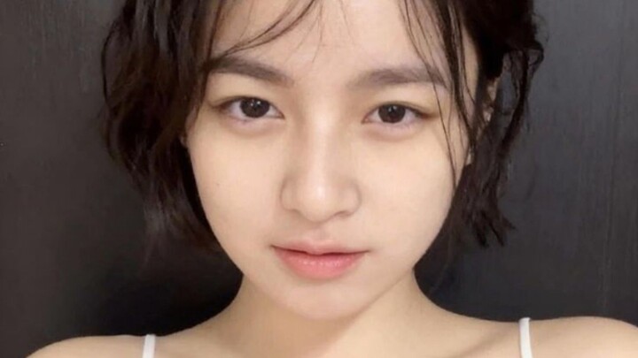 CEWEK CANTIK JOGET BESAR BANGET