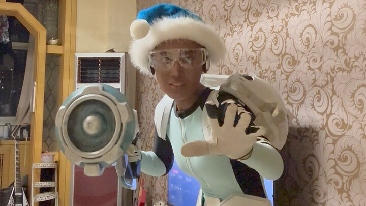 Host, apakah kamu benar-benar seorang DJ? [Cosplay Overwatch Lucio]