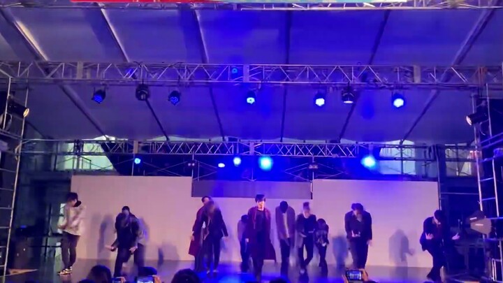 【Keio University Navi】SEVENTEEN 'THANKS' Cover Dance โดย Keio Navi 2019 Mita Festival