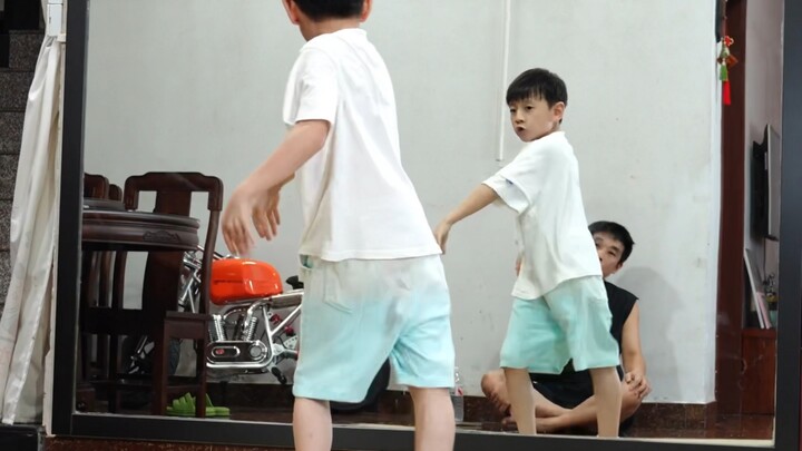 ฝุ่นผงในแสงดอกไม้ไฟ