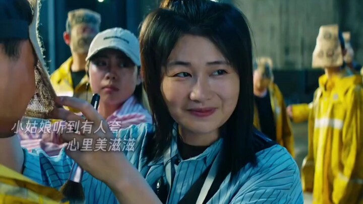 Hai người một mình đã chọc giận cả ê-kíp đoàn phim