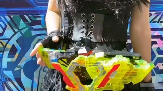 Public execution in front of the CCG Kamen Rider official booth???