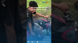 Relate! Ketika Jatuh Bareng Dari Motor Bareng Teman, Ngakak Dulu Baru Selamatkan Diri