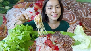 ตำข้าวปุ้นหูหมู แกล้มผักกรอบๆ29/9/64