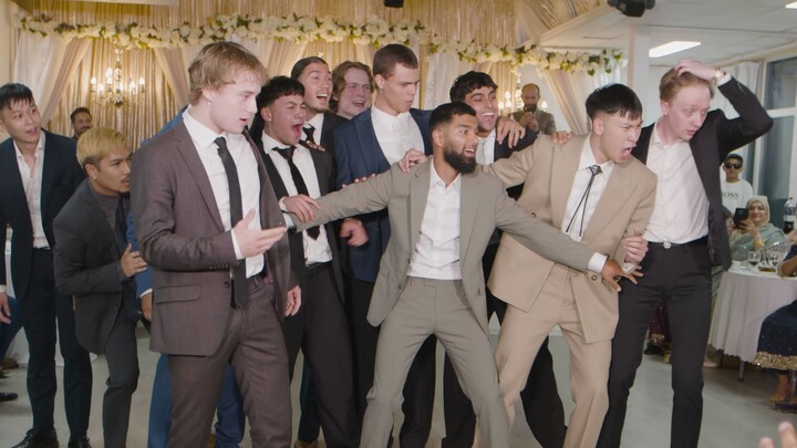 The Quick Style Bollywood-style wedding dance performance by Norwegian dance troupe
