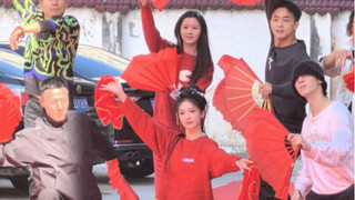 白鹿跳好运来庆祝宁安如梦破万 感觉鹿鹿好会带动周围人的情绪，会给别人带来很多快乐  白鹿  宁安如梦