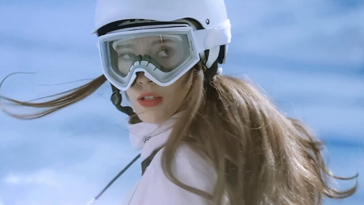 She is the idol of the younger generation! Even novels dare not write about this top-notch skiing gi