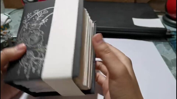 【凹凸全员生贺图立体书】呀好厚一本