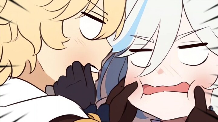 It turns out that a friend in need is a friend indeed~ When the grass seeds burst, you two hugged ea