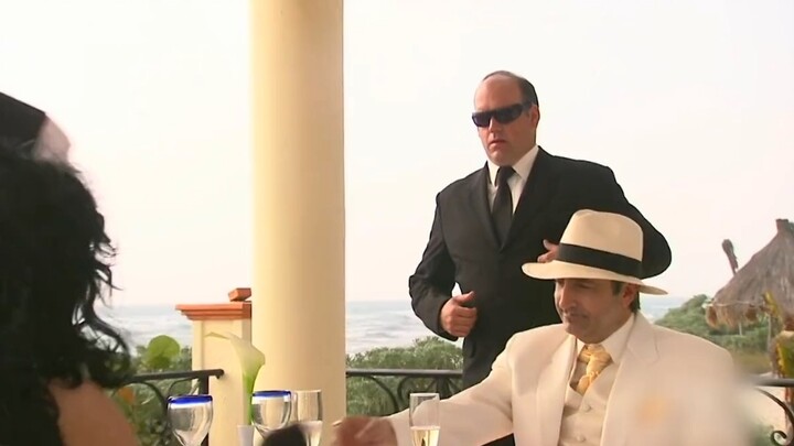 "Bodyguard" Tôi chưa từng thấy một vệ sĩ nào vô liêm sỉ như vậy! Anh ta xứng đáng là Lão Lưu! #Highl