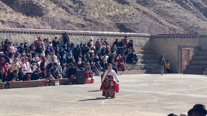 หนูน้อยชาวทิเบตขี้อ้อนกับท้องฟ้า! เวอร์ชันเต็ม