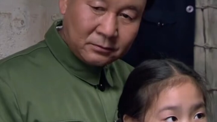 “Tiongkok harus waspada terhadap kanan, tetapi yang utama adalah mencegah ‘kiri’”