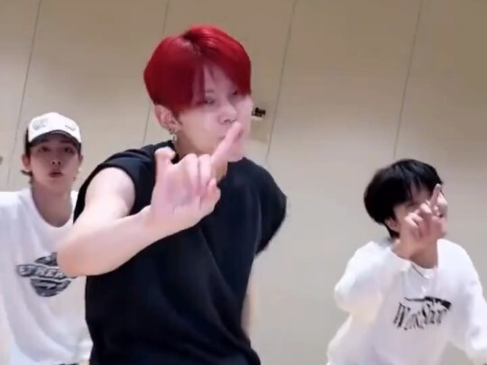 【Choi Yeon-jun】Nice Guy cha bersama penjaga pintu, rambut merahnya sangat ganteng!!! Update TikTok 2