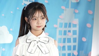 [Stage][4K] Reina's outfit is just too adorable