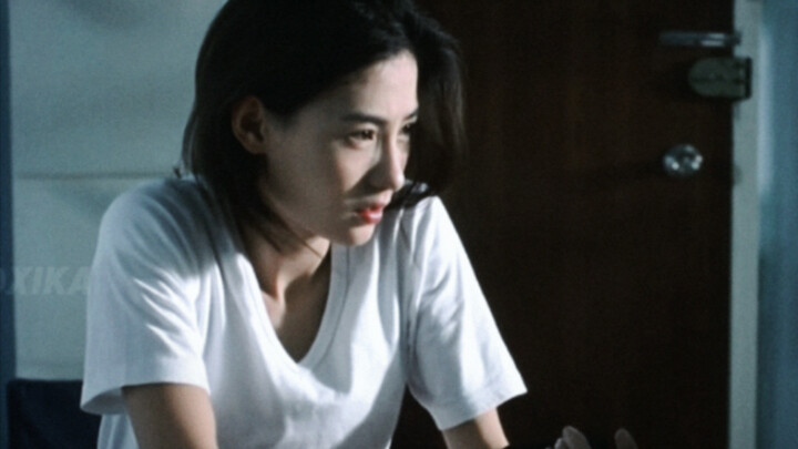 เธอมาบอกฉันว่าความรู้สึกพังๆ นี้คือหน้าสดหลังจากนอนดึกทั้งคืนเหรอ??? ต้องยอมรับเลยว่ายีนของเธอมันโคต