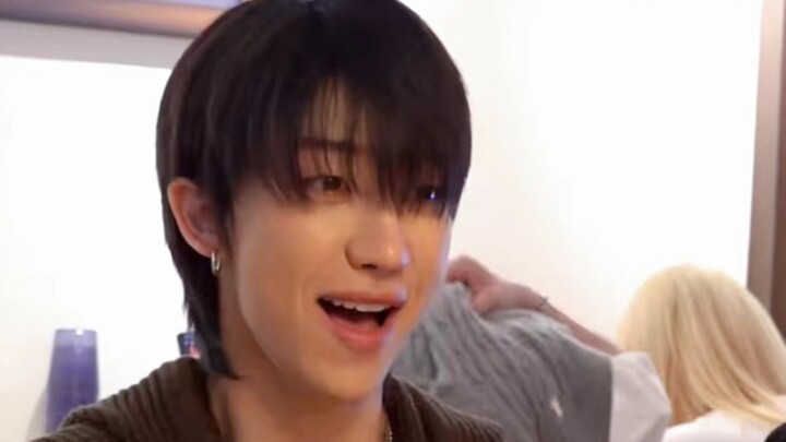 Tiểu Bát: Sao cái gì kỳ diệu cũng đều để tôi nhìn thấy vậy nhỉ?