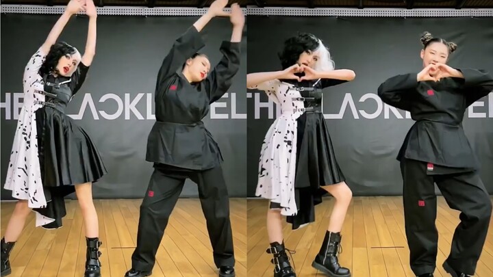 [Somi Jeon So-mi] Somi x Lee Jung XOXO Challenge Halloween Version
