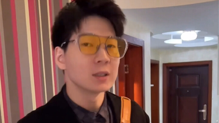 差点被发现！！辛亏我河南罗斯够机智！