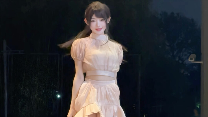 在深夜的路边，跳一曲初恋味道的Angel