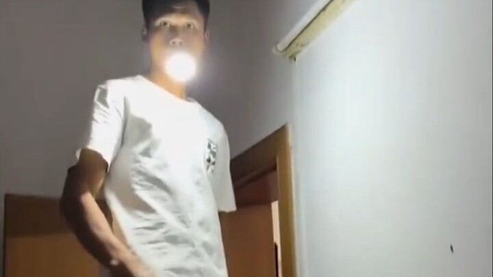 “Người ấy vun bồi công đức”