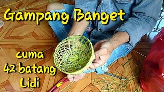 tutorial cara membuat piring atau mangkok dari Anyaman lidi kelapa