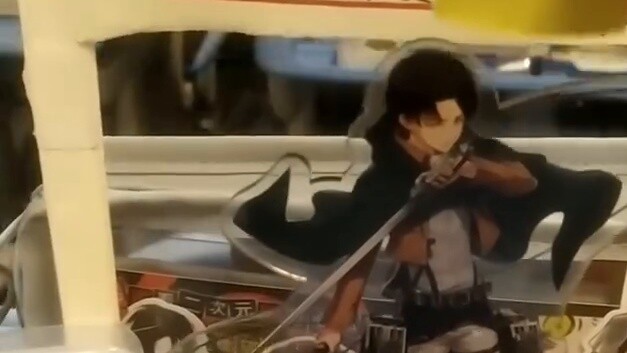 Saya masih sekolah dan teman-teman sekelas saya mengatakan bahwa kera berduri dua itu menakutkan sek