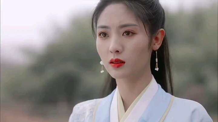 In this life, the female lead couldn’t change Xu Qingce’s fate, but she saw clearly just how cold an