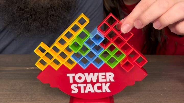 Mainan susun balok yang sangat seru, kalau sampai roboh berarti kalah!