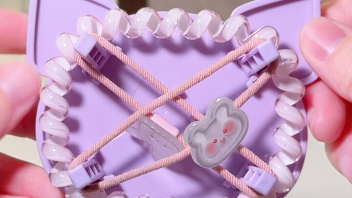 A genius baby has a great suggestion: use a small table to organize hair clips!