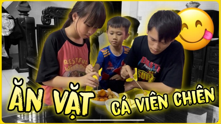 Ruac - Ăn Vặt Cá Viên Chiên Ngon Quá Ruac Vlog